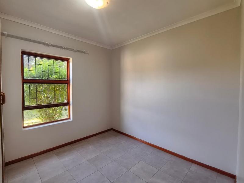 To Let 3 Bedroom Property for Rent in Strand Western Cape